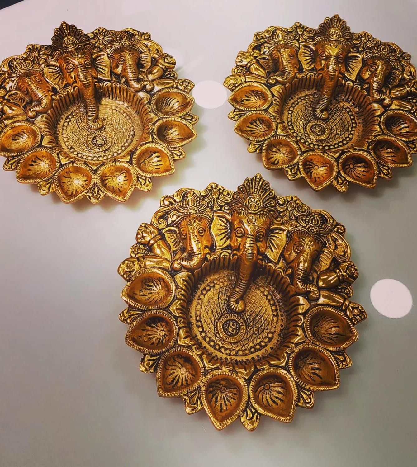 Metal Plate Puja Thali: 3 Ganesha & 7 Diya