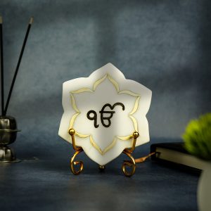 The Ek Onkar symbol beautifully engraved on a marble